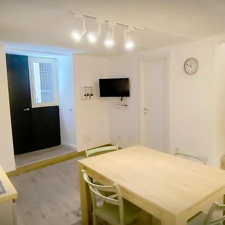 La Casa Di Vincenzo * Napoli